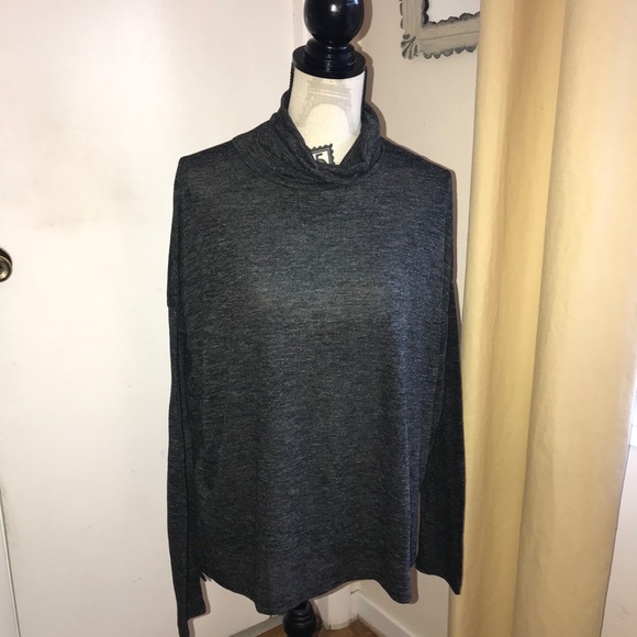 Old Navy Sweaters - Old Navy Heathered Grey Turtleneck NWT